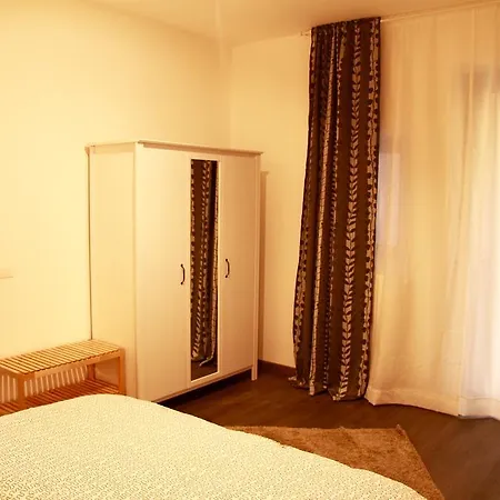 Katana Apartment *